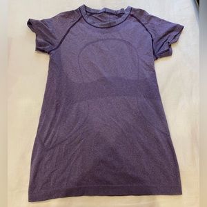 Lululemon short sleeve top